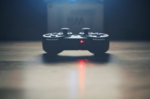 playing-sony-console-controller-990x660